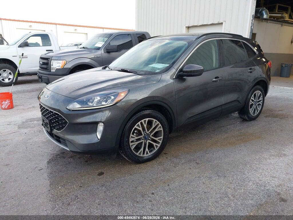 1FMCU9H97LUC09706 2020 FORD ESCAPE photo no. 2