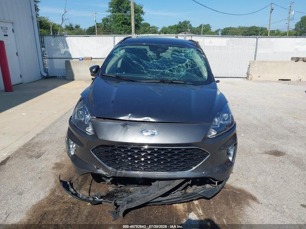 1FMCU9H68LUA70479 2020 FORD ESCAPE photo no. 12