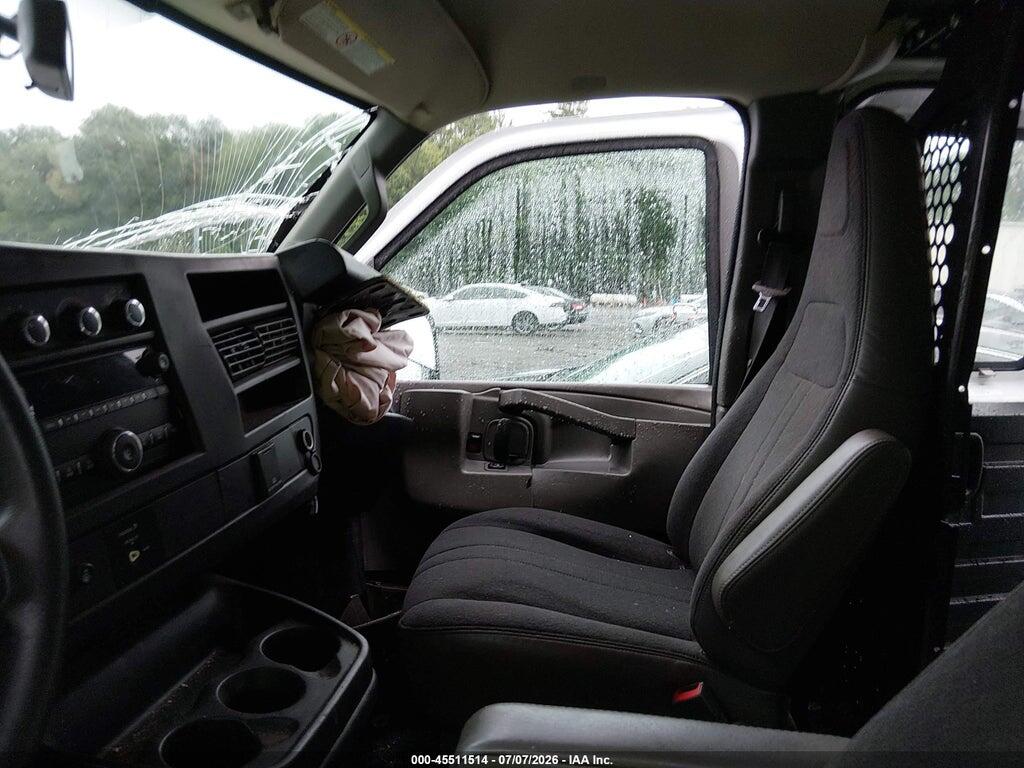 1GTW7AFG8K1249210 2019 GMC SAVANA 2500 photo no. 5