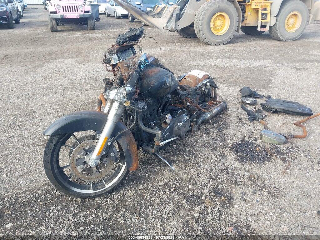1HD1KBC13PB634091 2023 HARLEY-DAVIDSON FLHX photo no. 2