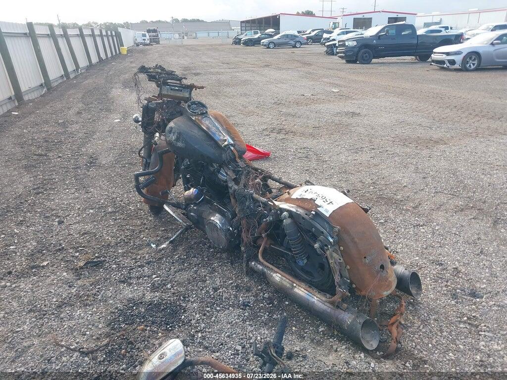 1HD1KBC13PB634091 2023 HARLEY-DAVIDSON FLHX photo no. 3