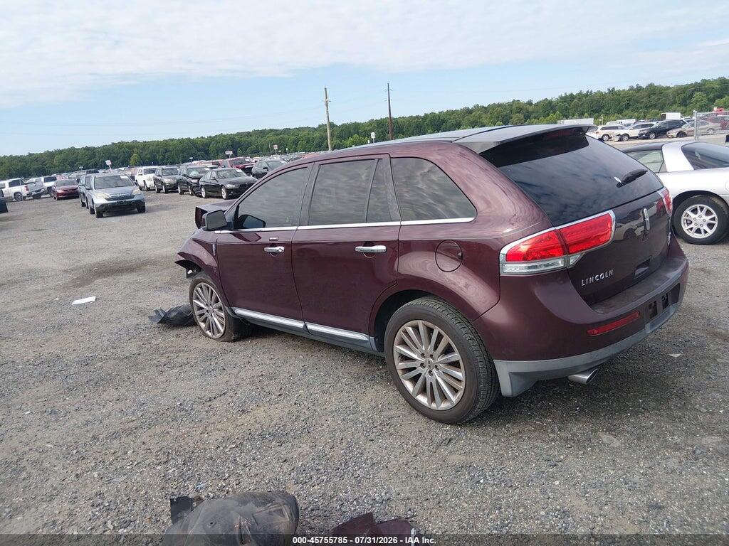 2LMDJ8JKXBBJ13422 2011 LINCOLN MKX photo no. 3