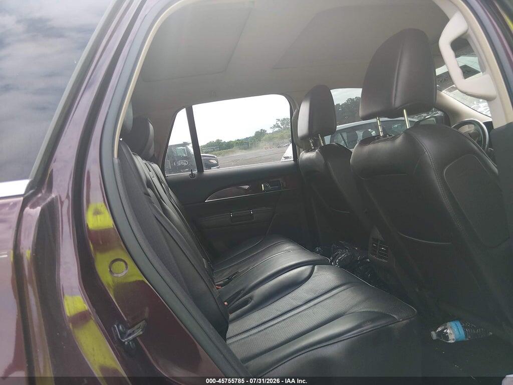 2LMDJ8JKXBBJ13422 2011 LINCOLN MKX photo no. 8