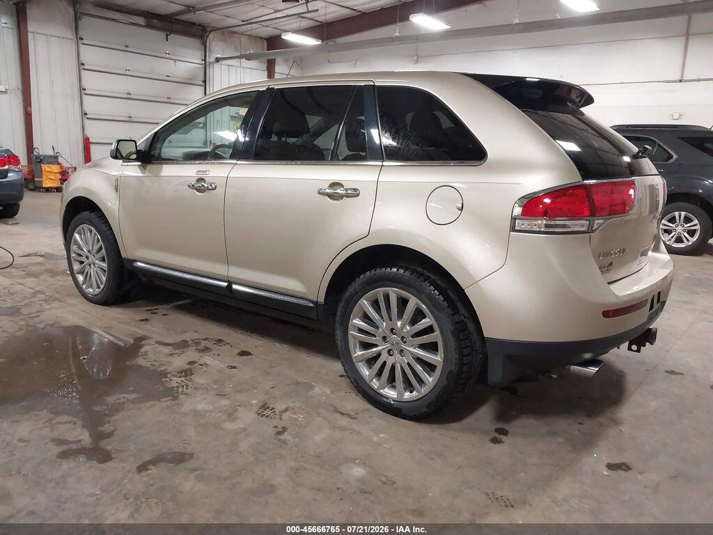 2LMDJ8JK7BBJ34289 2011 LINCOLN MKX photo no. 3