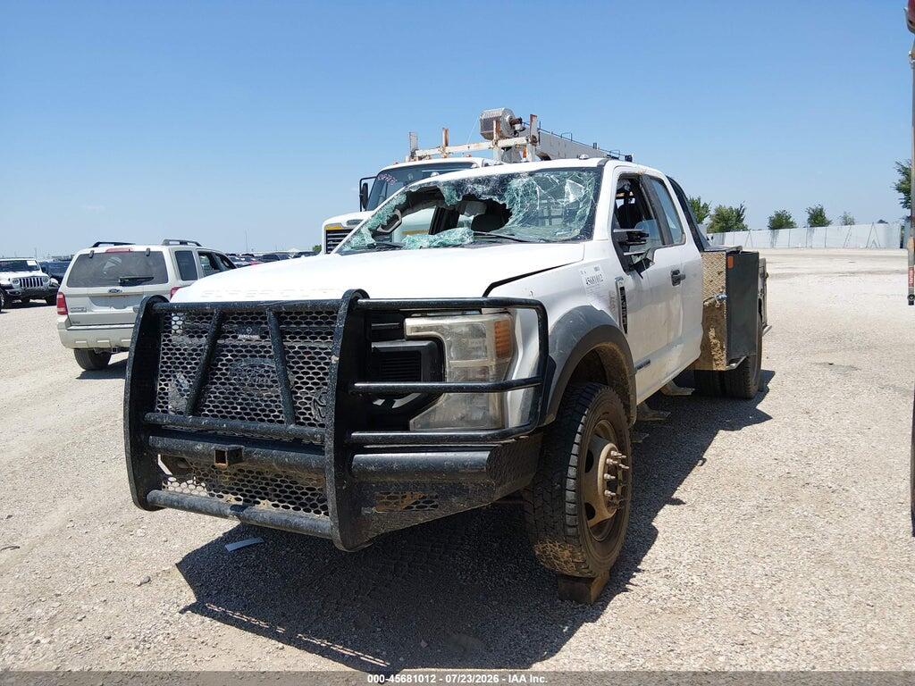 1FD0X4HT4NEE82074 2022 FORD F-450 CHASSIS photo no. 2