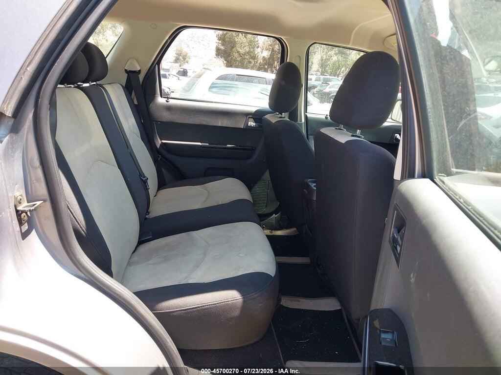4F2CZ02Z58KM02692 2008 MAZDA TRIBUTE photo no. 8