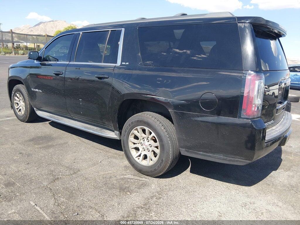 1GKS2FKC2HR218112 2017 GMC YUKON XL photo no. 3