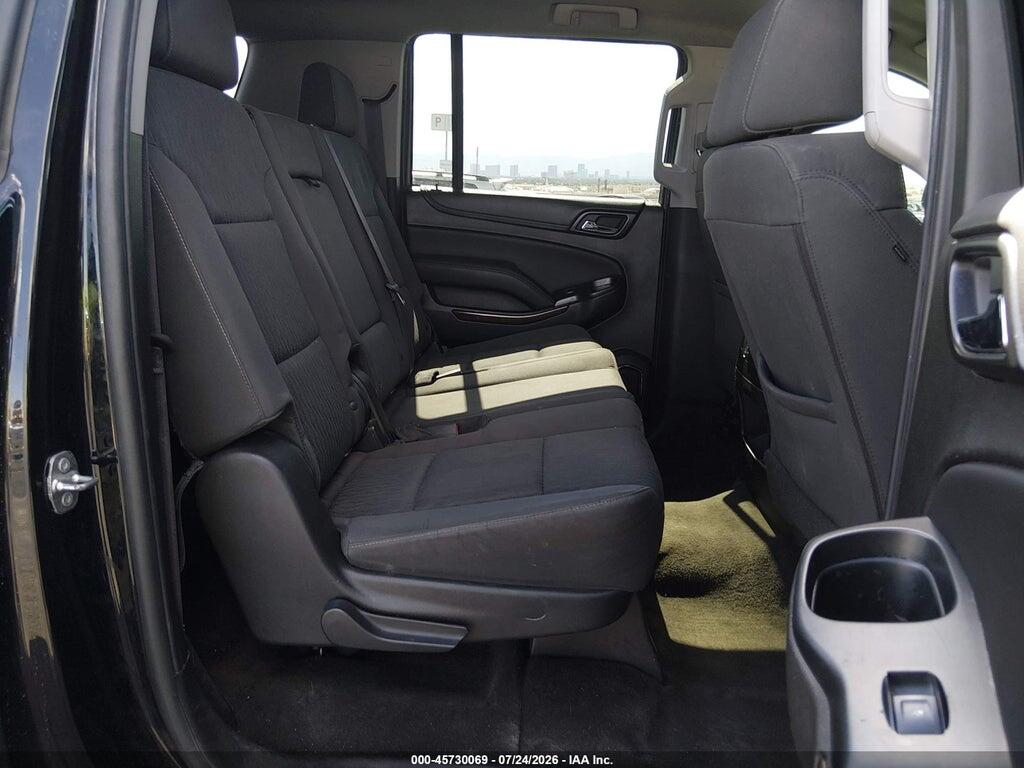 1GKS2FKC2HR218112 2017 GMC YUKON XL photo no. 8