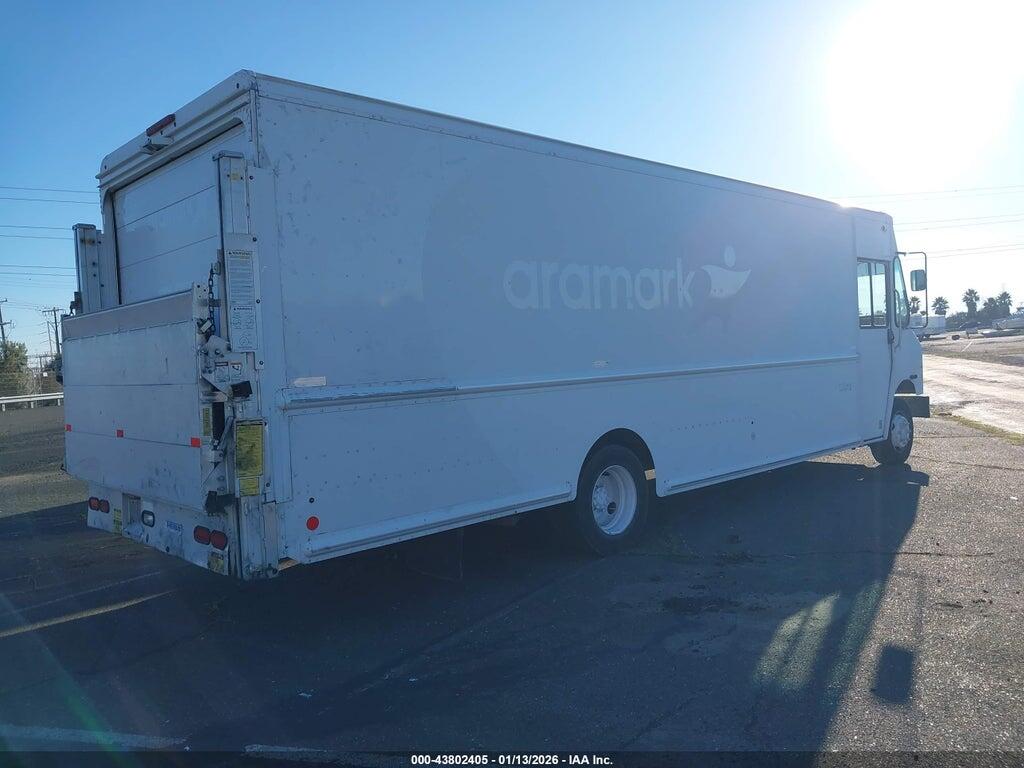 4UZAC3DV6CCBT7142 2012 FREIGHTLINER CHASSIS photo no. 4