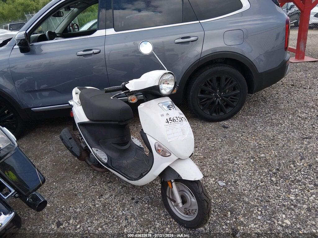 RFVPAP5A8C1009989 2012 GENUINE SCOOTER CO. BUDDY photo no. 1