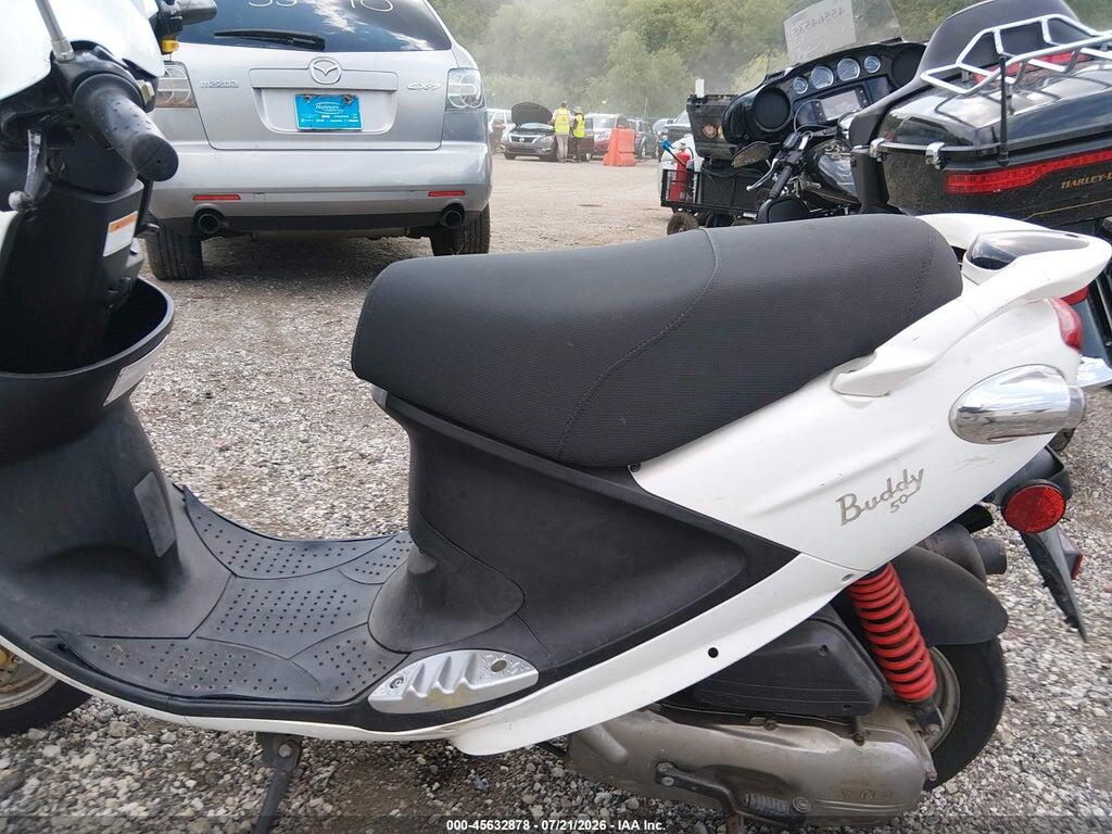 RFVPAP5A8C1009989 2012 GENUINE SCOOTER CO. BUDDY photo no. 9