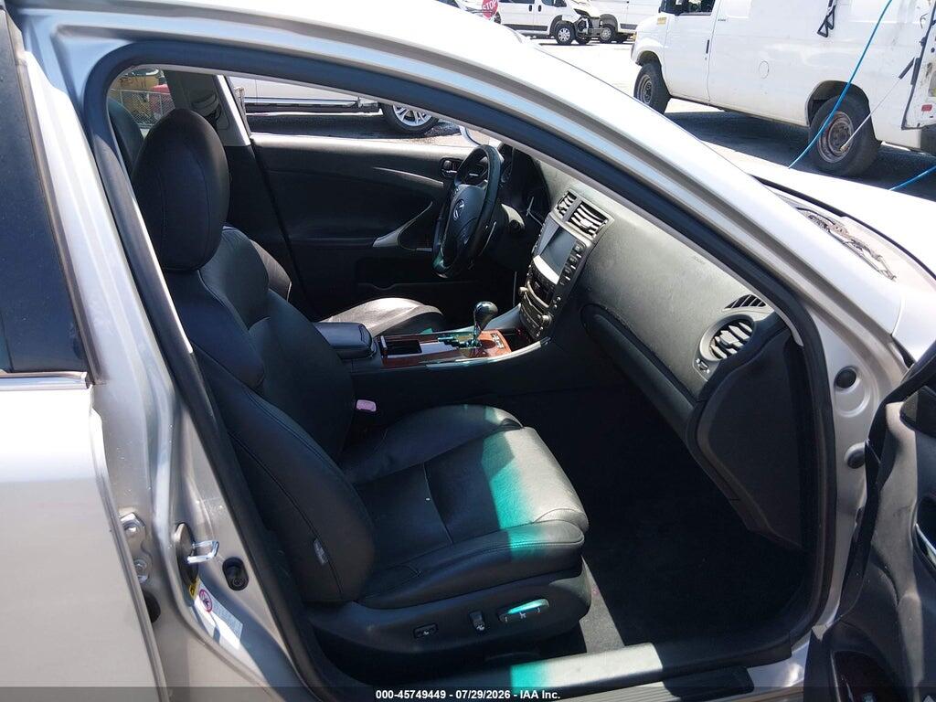 JTHBE262072008028 2007 LEXUS IS 350 photo no. 5