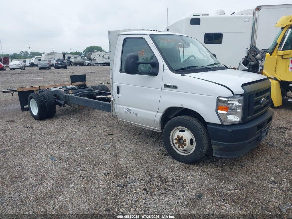 1FDWE3FN9MDC22904 2021 FORD E-350 CUTAWAY photo no. 1