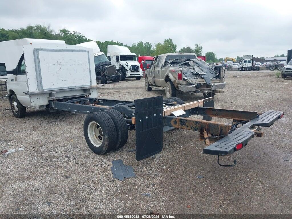1FDWE3FN9MDC22904 2021 FORD E-350 CUTAWAY photo no. 3