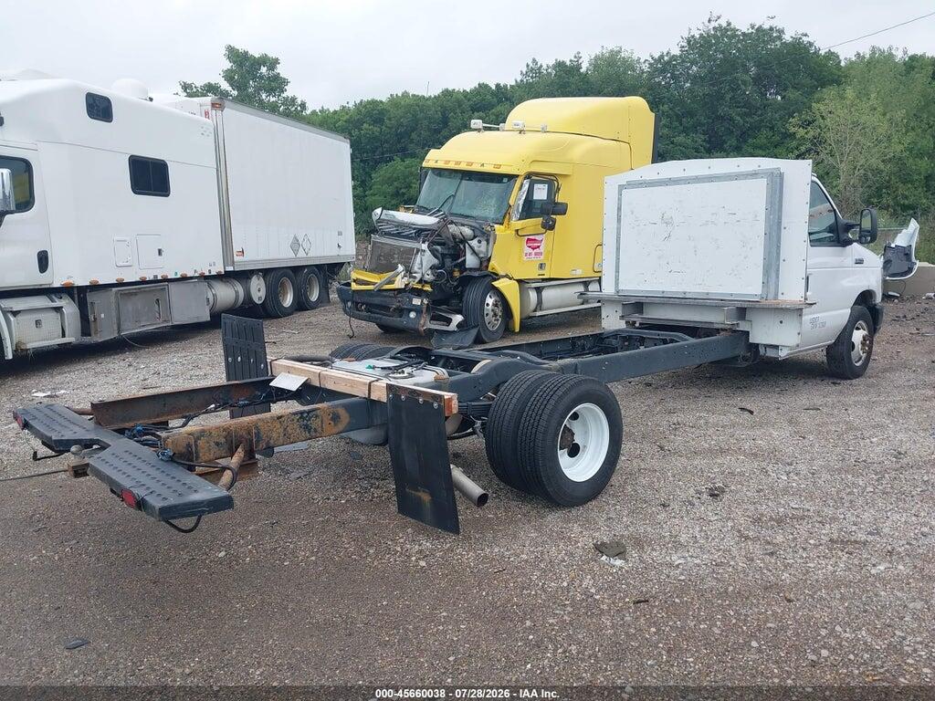1FDWE3FN9MDC22904 2021 FORD E-350 CUTAWAY photo no. 4