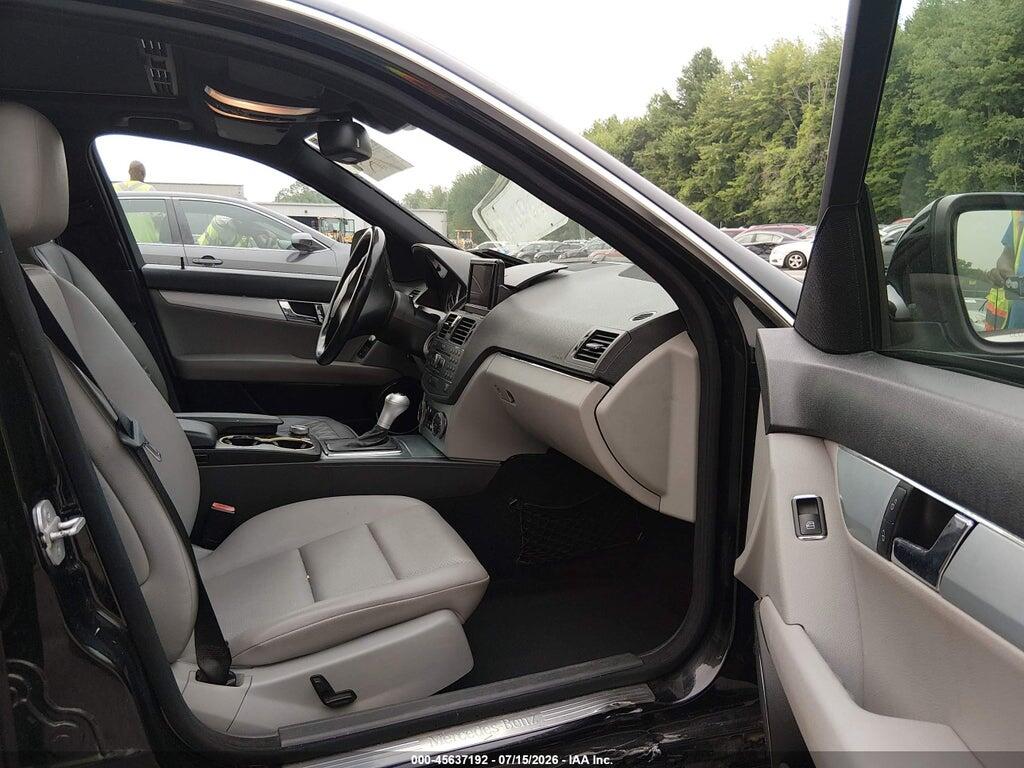 WDDGF81X18F096386 2008 MERCEDES-BENZ C 300 photo no. 5