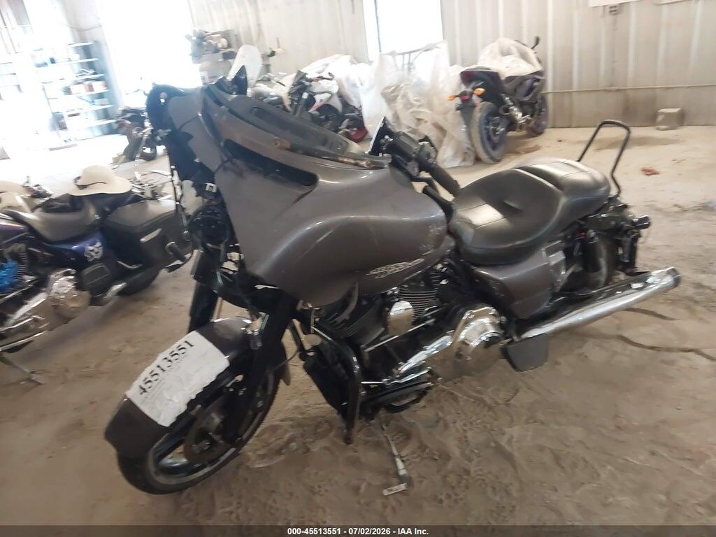 1HD1KBM16EB693793 2014 HARLEY-DAVIDSON FLHX photo no. 2