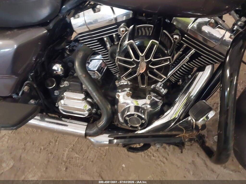 1HD1KBM16EB693793 2014 HARLEY-DAVIDSON FLHX photo no. 8