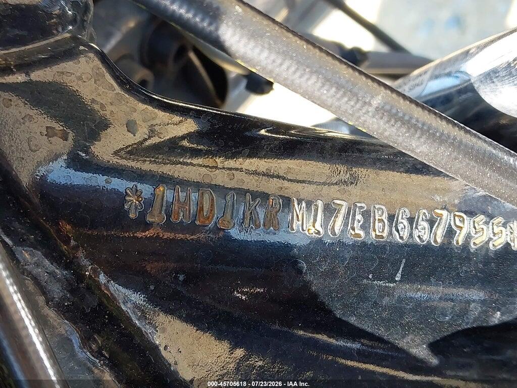 1HD1KRM17EB667955 2014 HARLEY-DAVIDSON FLHXS photo no. 10