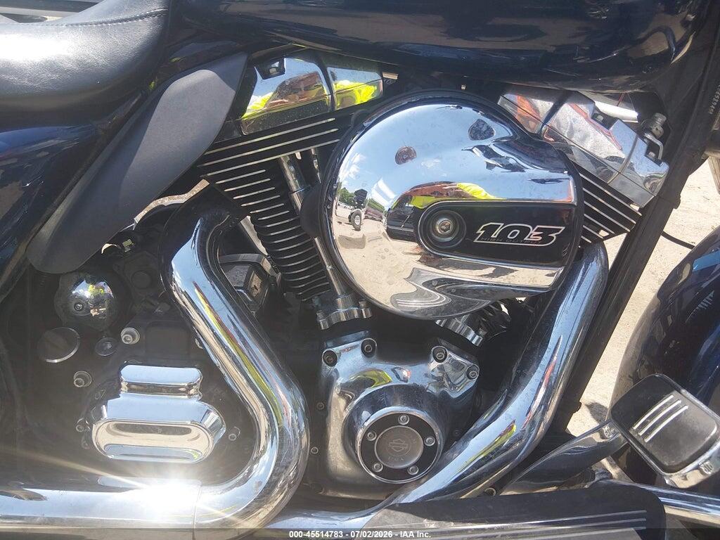 1HD1KBM14EB658945 2014 HARLEY-DAVIDSON FLHX photo no. 8