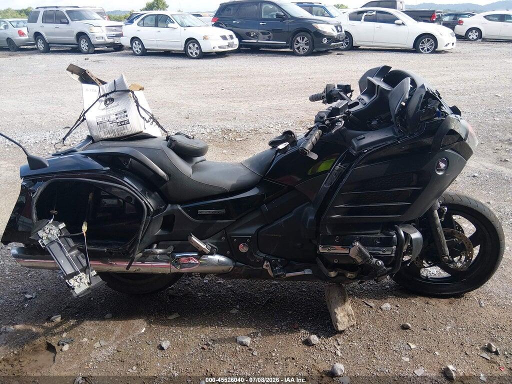 JH2SC6816DK001476 2013 HONDA GL1800 photo no. 12