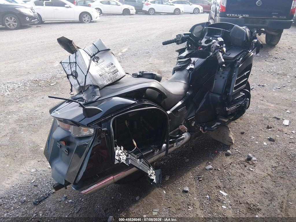 JH2SC6816DK001476 2013 HONDA GL1800 photo no. 4