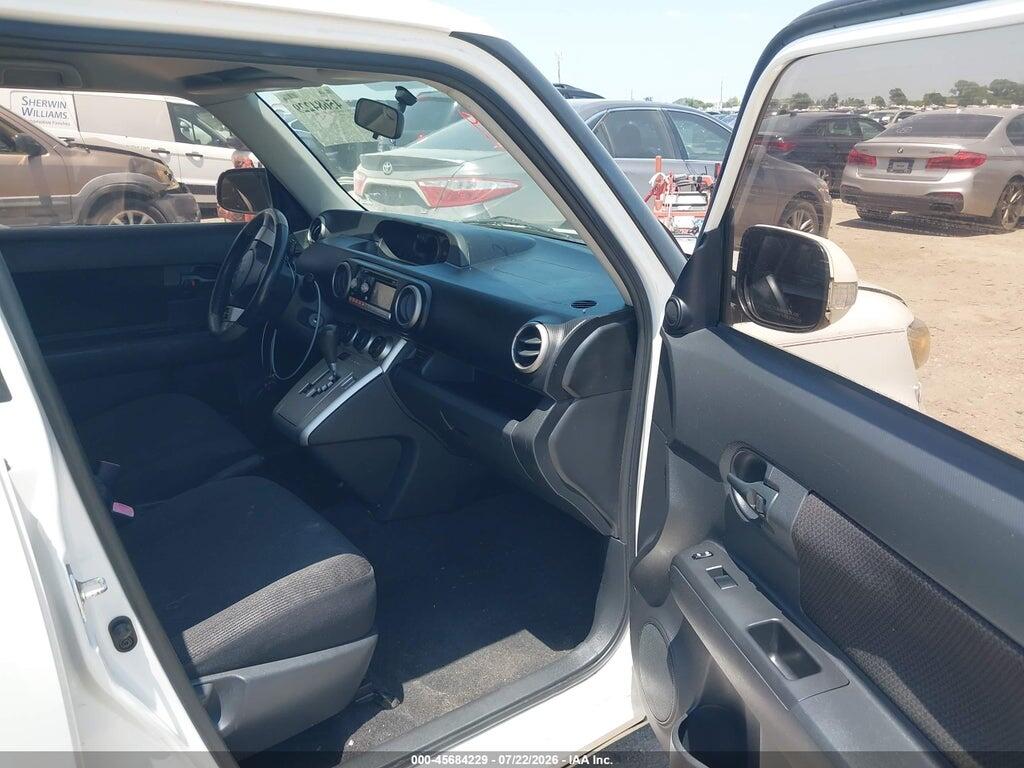 JTLZE4FE8A1110491 2010 SCION XB photo no. 5