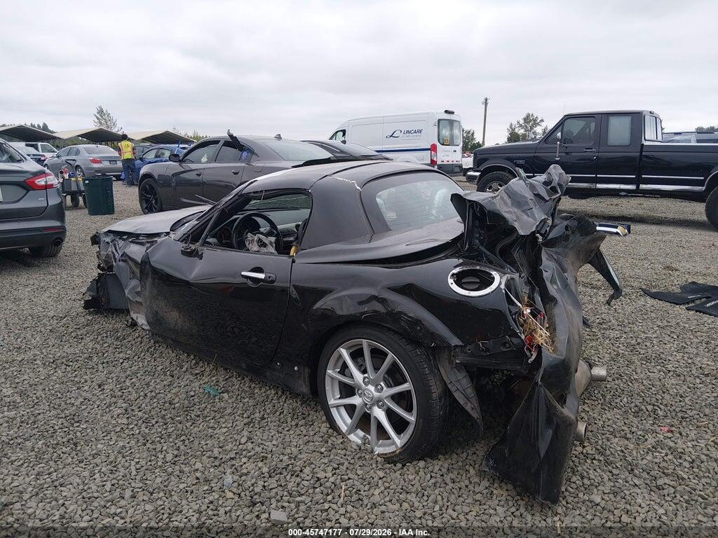 JM1NC2PF1B0219250 2011 MAZDA MX-5 MIATA photo no. 3