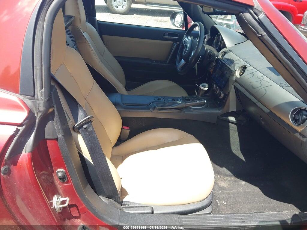 JM1NC2PFXB0213284 2011 MAZDA MX-5 MIATA photo no. 5
