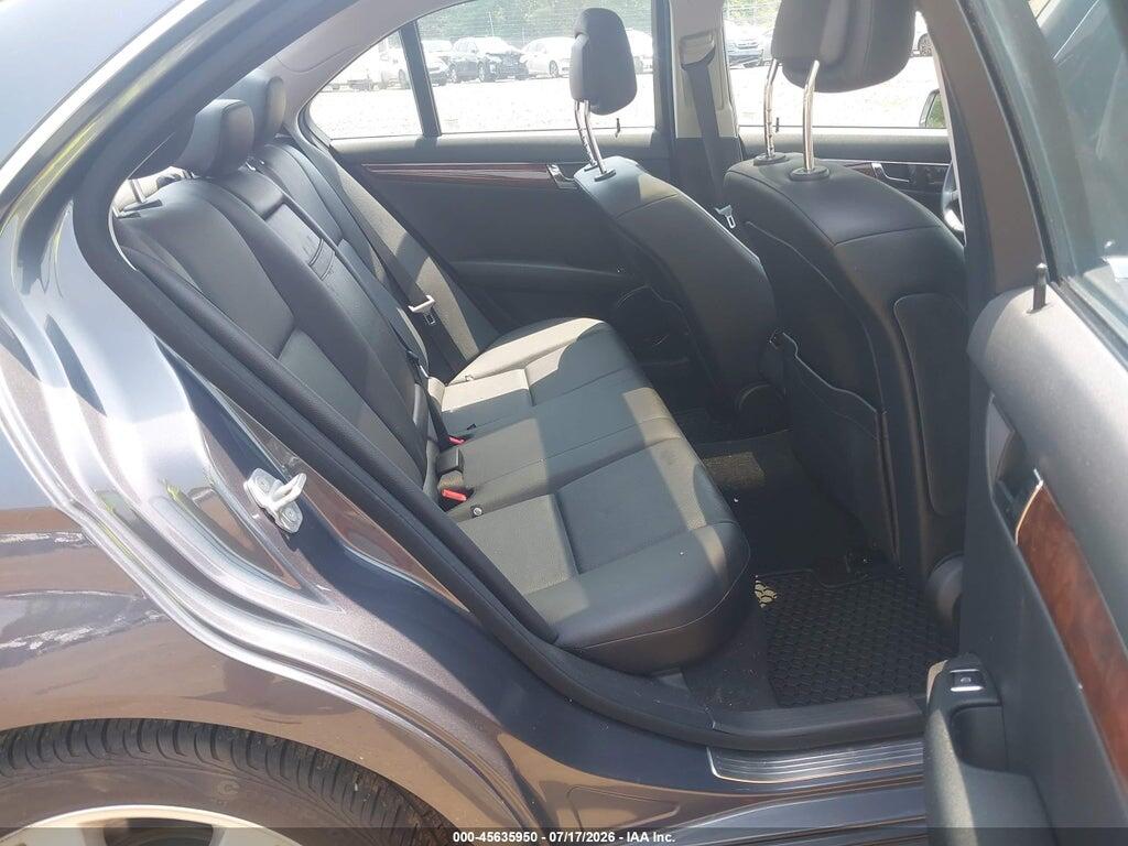 WDDGF8BB8BR143017 2011 MERCEDES-BENZ C 300 photo no. 8