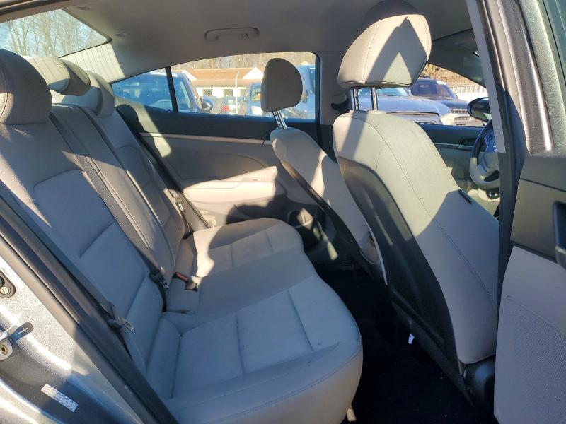 2017 HYUNDAI ELANTRA SE — Фото 10 из 12