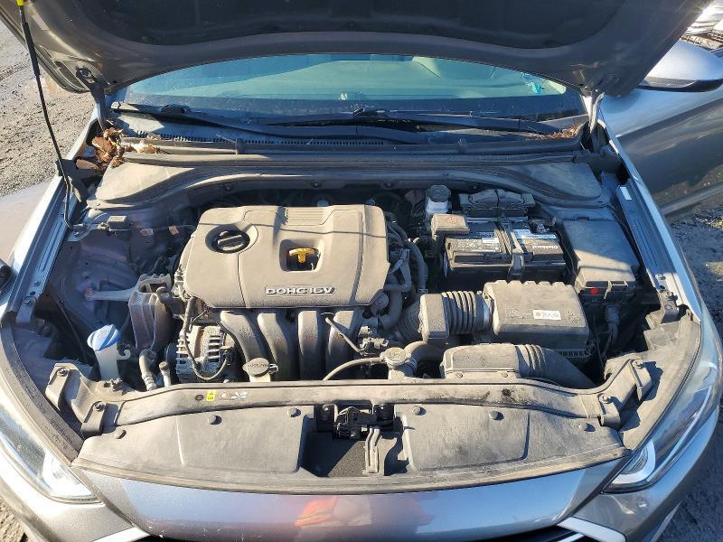 2017 HYUNDAI ELANTRA SE — Фото 11 из 12