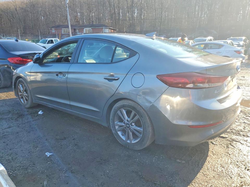 2017 HYUNDAI ELANTRA SE — Фото 2 из 12