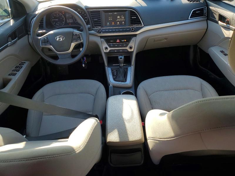 2017 HYUNDAI ELANTRA SE — Фото 8 из 12
