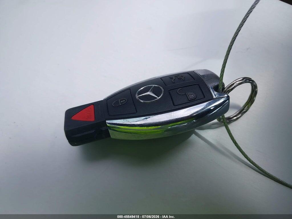 WDDGF5EB0BF656208 2011 MERCEDES-BENZ C 300 photo no. 11
