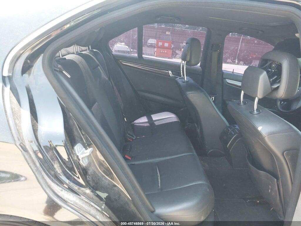 WDDGF8BBXBF643231 2011 MERCEDES-BENZ C 300 photo no. 8