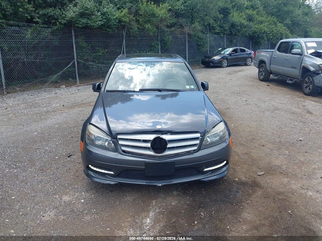 WDDGF8BB3BR145824 2011 MERCEDES-BENZ C 300 photo no. 12