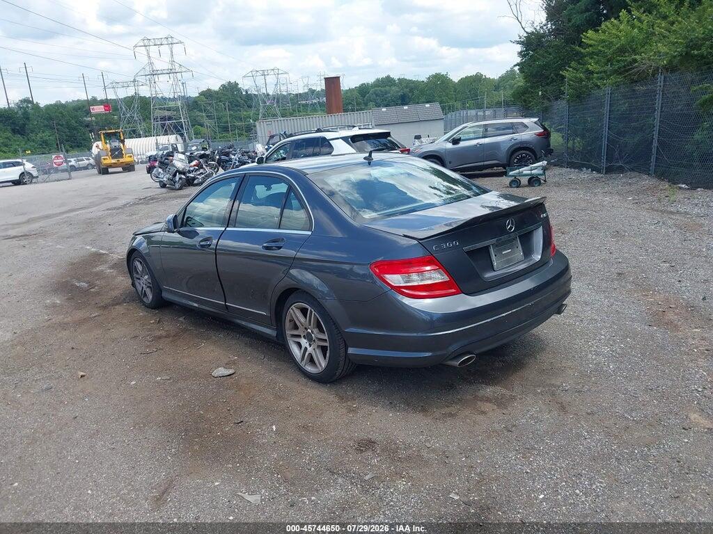 WDDGF8BB3BR145824 2011 MERCEDES-BENZ C 300 photo no. 3