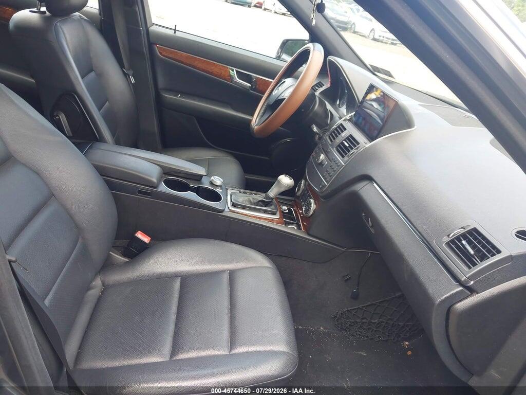 WDDGF8BB3BR145824 2011 MERCEDES-BENZ C 300 photo no. 5