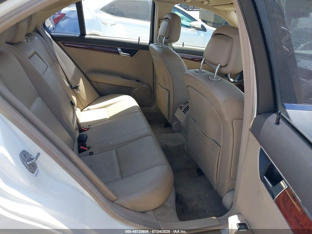 WDDGF5EB9BA524738 2011 MERCEDES-BENZ C 300 photo no. 8