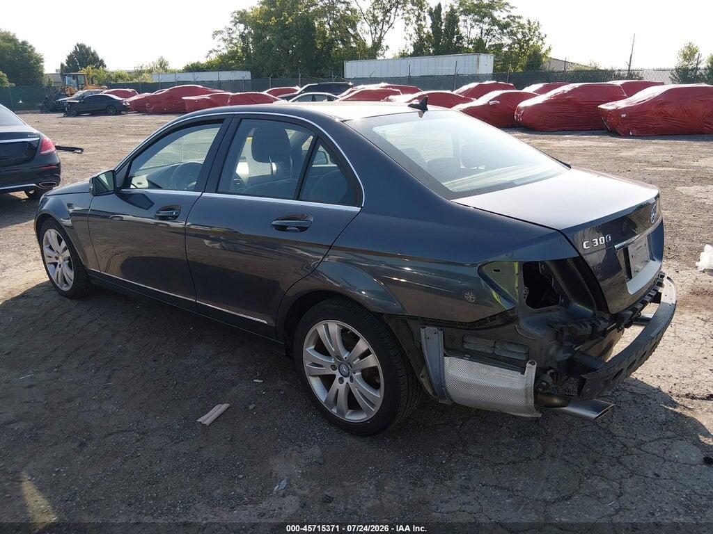 WDDGF8BB4BR160641 2011 MERCEDES-BENZ C 300 photo no. 3
