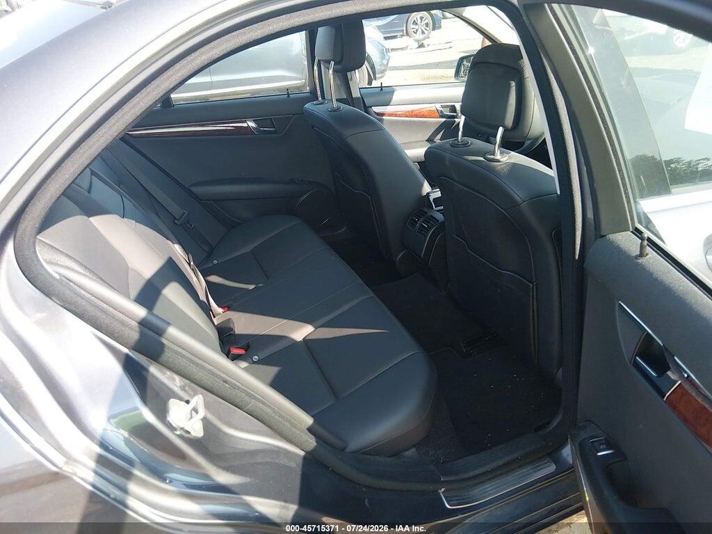WDDGF8BB4BR160641 2011 MERCEDES-BENZ C 300 photo no. 8