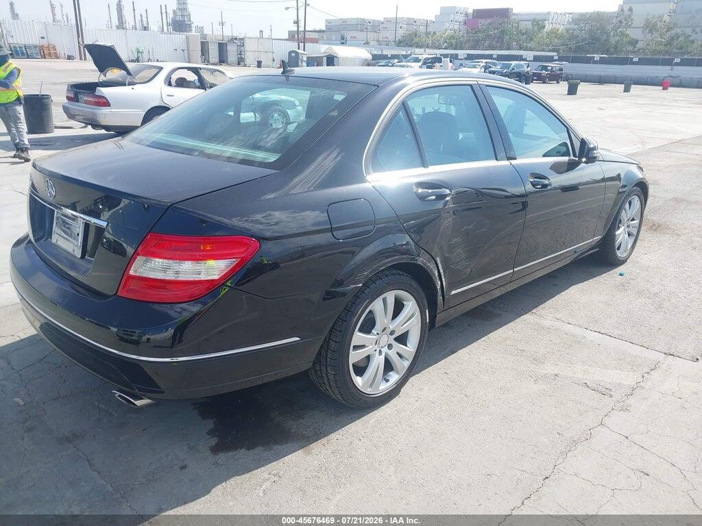 WDDGF5EB7BR151863 2011 MERCEDES-BENZ C 300 photo no. 4