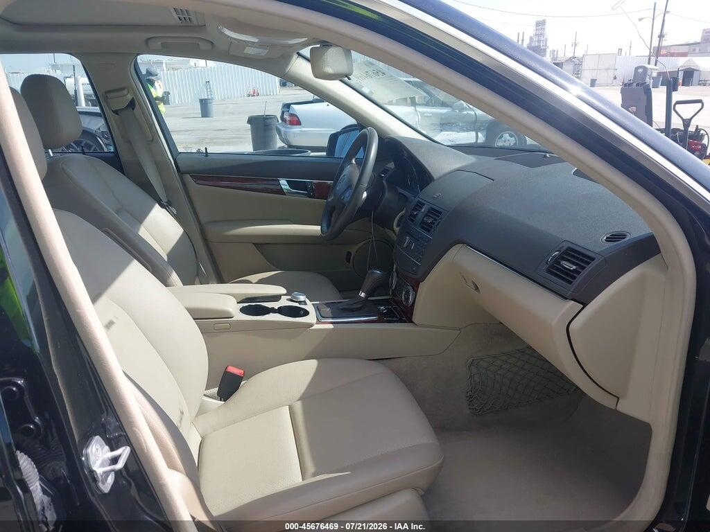 WDDGF5EB7BR151863 2011 MERCEDES-BENZ C 300 photo no. 5
