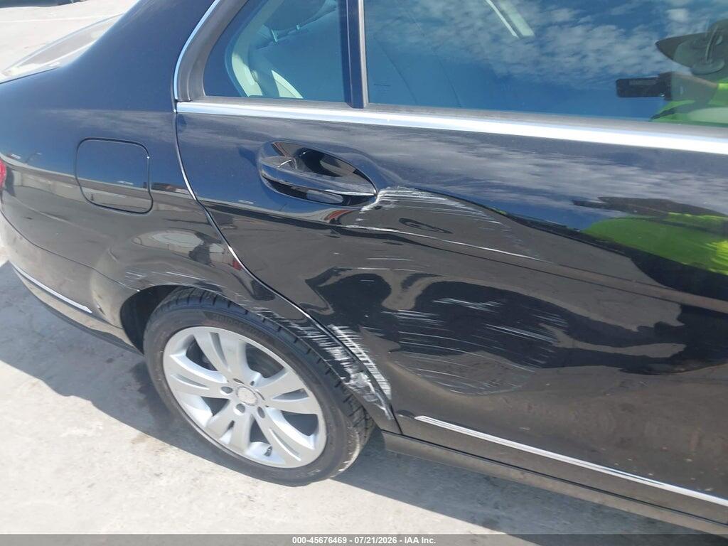 WDDGF5EB7BR151863 2011 MERCEDES-BENZ C 300 photo no. 6
