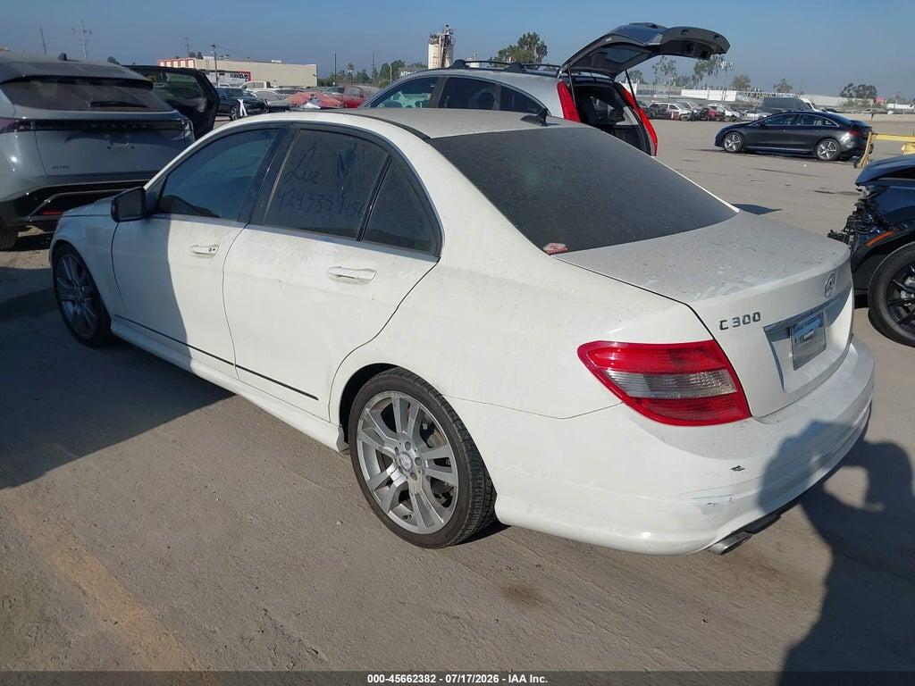 WDDGF5EB4BF653568 2011 MERCEDES-BENZ C 300 photo no. 3