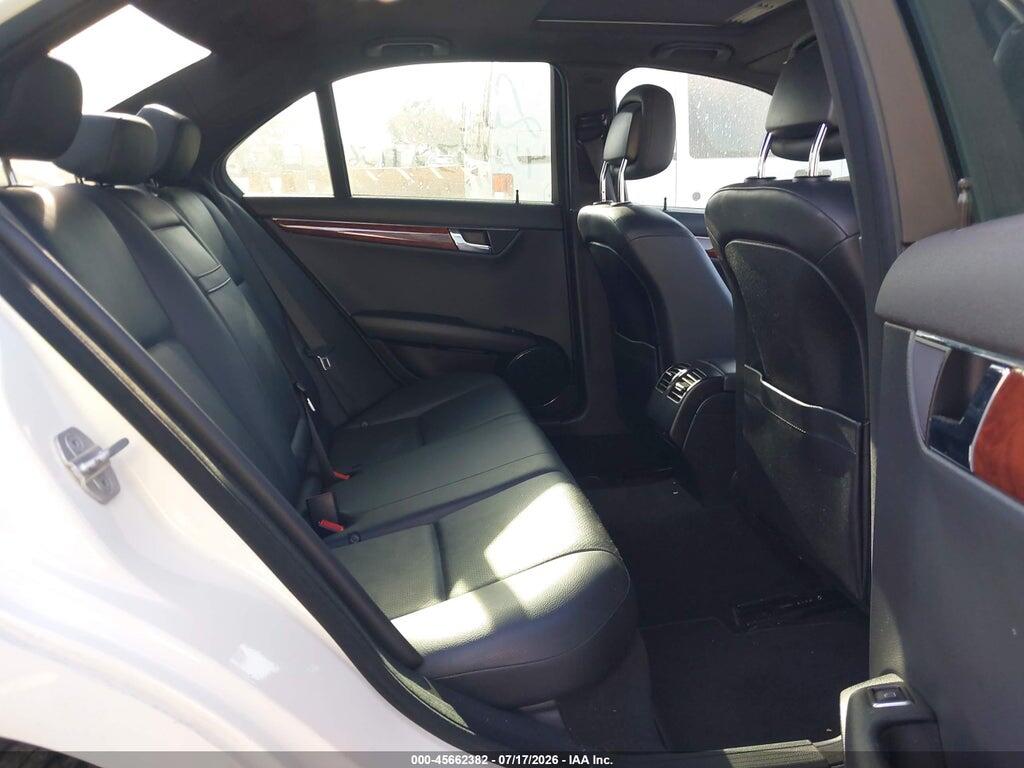 WDDGF5EB4BF653568 2011 MERCEDES-BENZ C 300 photo no. 8