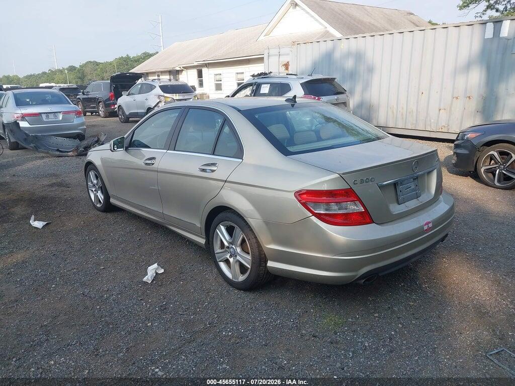 WDDGF8BB1BR150312 2011 MERCEDES-BENZ C 300 photo no. 3