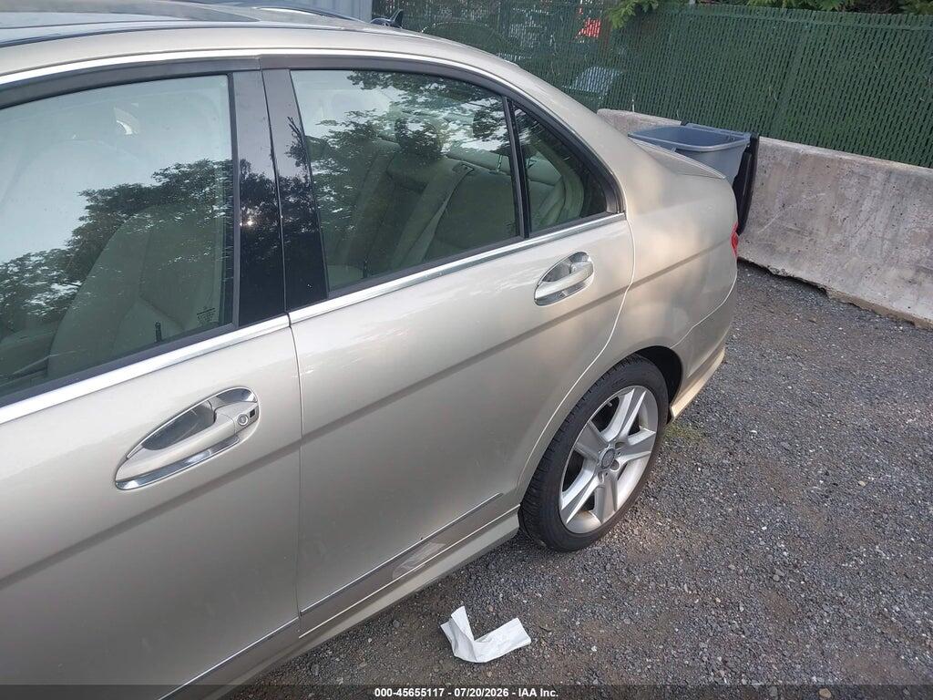 WDDGF8BB1BR150312 2011 MERCEDES-BENZ C 300 photo no. 6