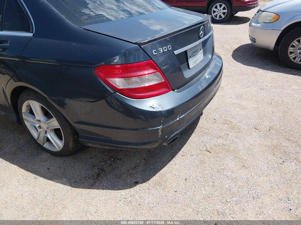 WDDGF8BB5BR180526 2011 MERCEDES-BENZ C 300 photo no. 12